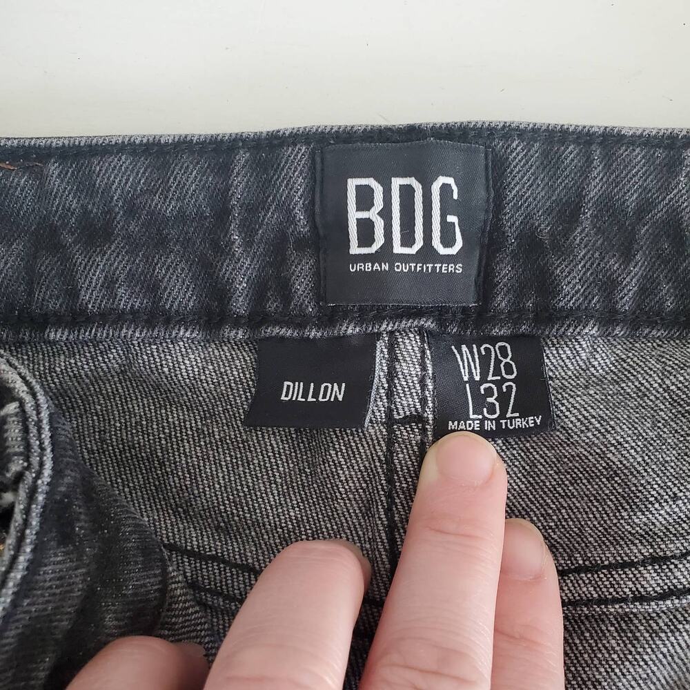 BDG Urban Outfitters Black Dillon Jeans Cut Off Skinny Jeans Size 28 - Picture 7 of 7